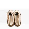 Chinelo com sola de pele
