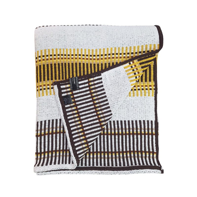 Cotton blanket without fringes